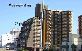 Excelente departamento vista al mar + 2 cocheras